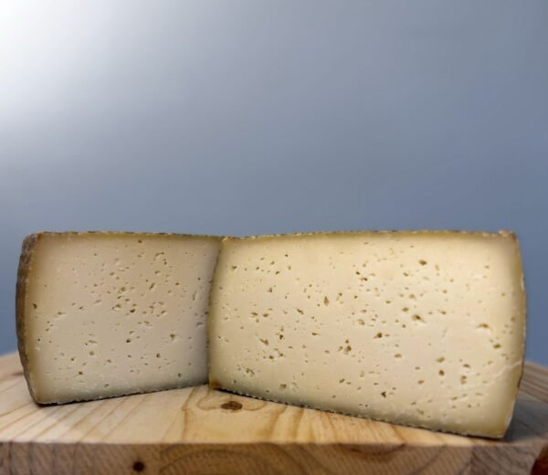 Queso artesano de oveja