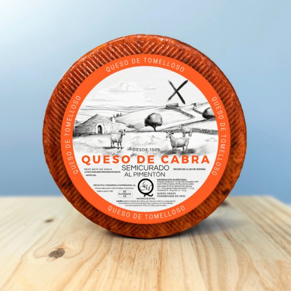 Queso de cabra curado al pimenton